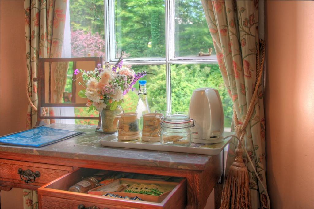 Bed and Breakfast The Old Rectory Боскасл Номер фото